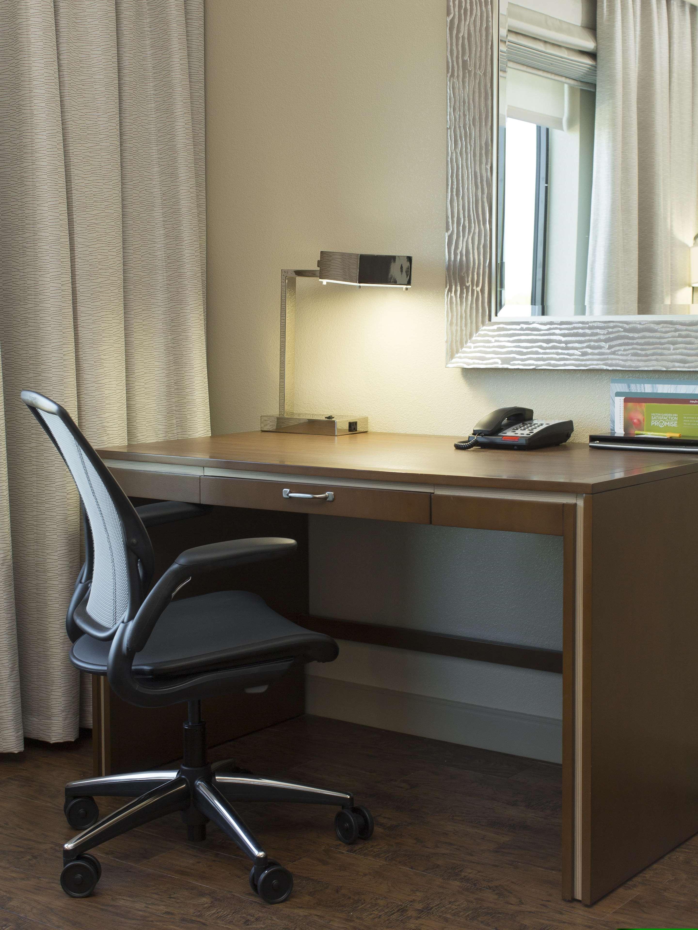 Longview Hilton Garden Inn Bagian luar foto