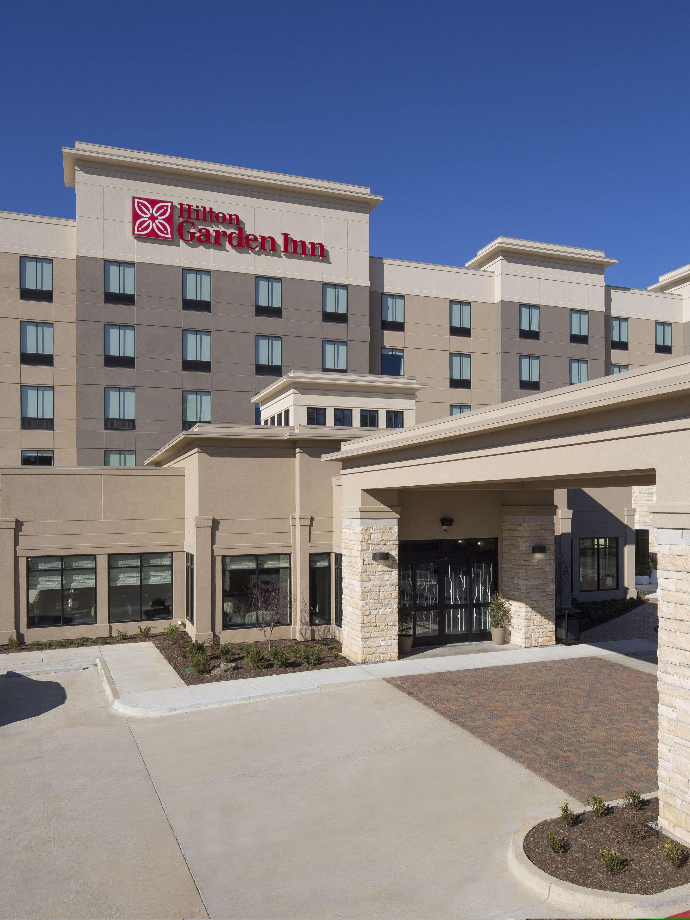 Longview Hilton Garden Inn Bagian luar foto