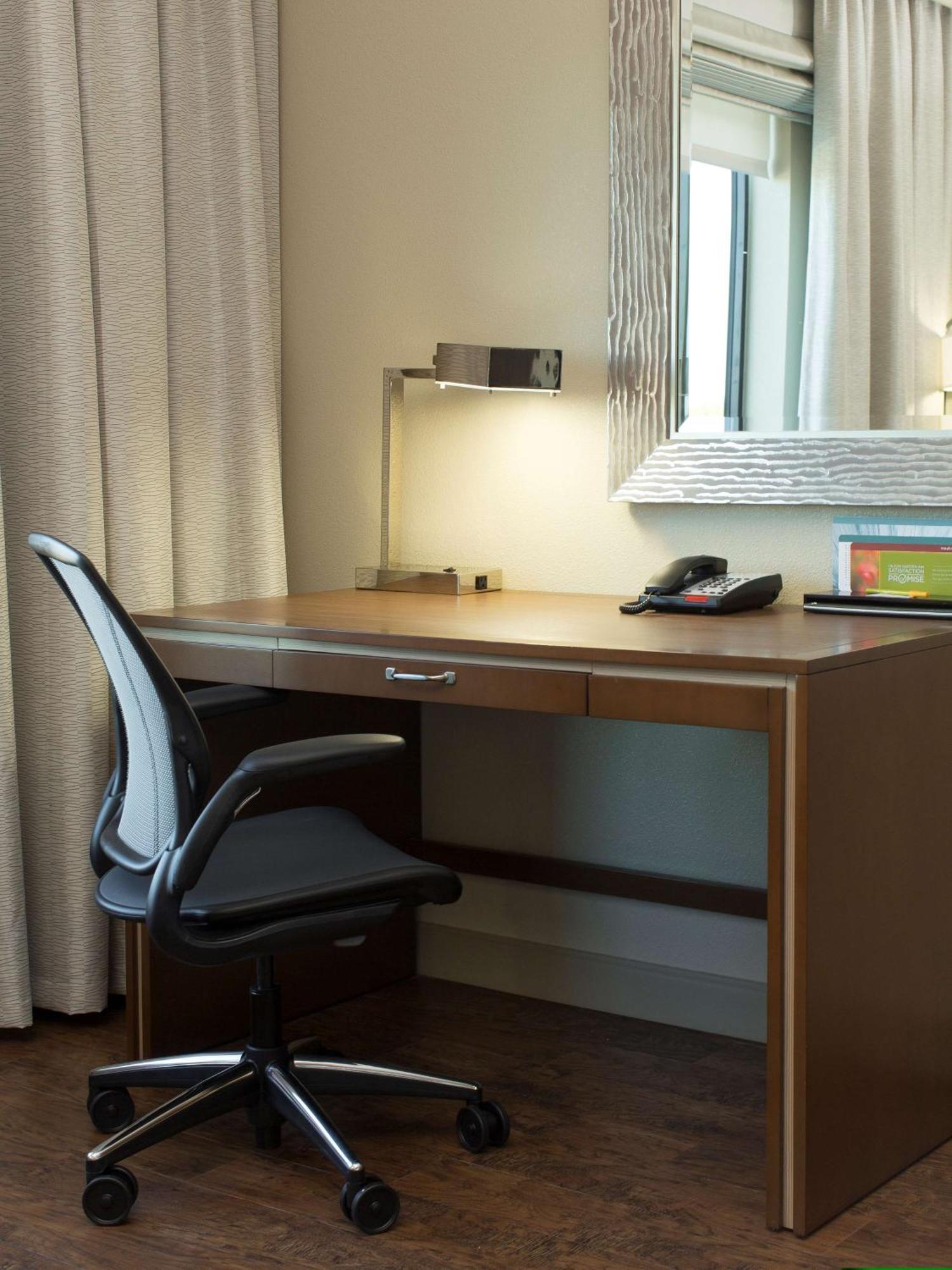 Longview Hilton Garden Inn Bagian luar foto