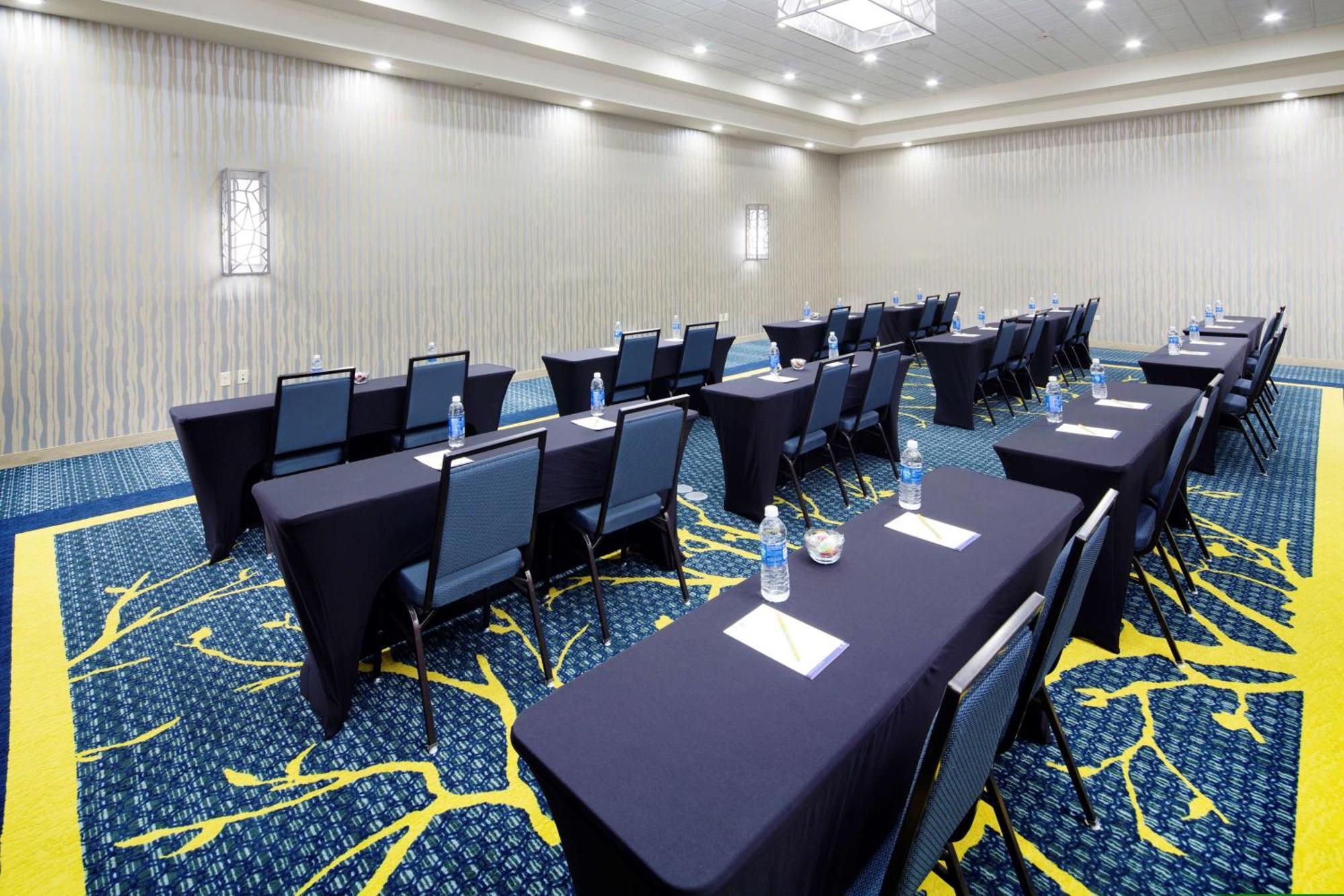 Longview Hilton Garden Inn Bagian luar foto