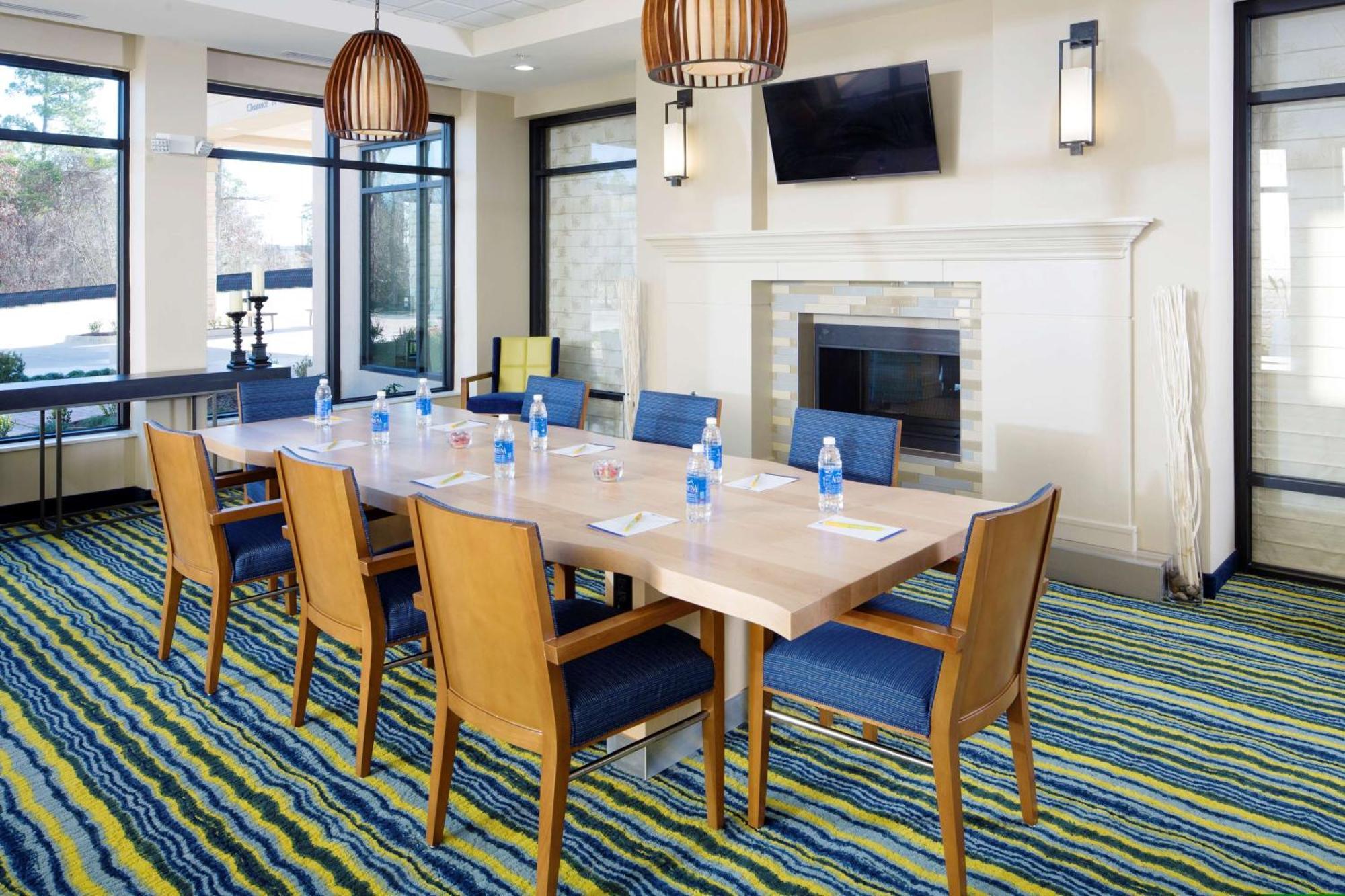 Longview Hilton Garden Inn Bagian luar foto